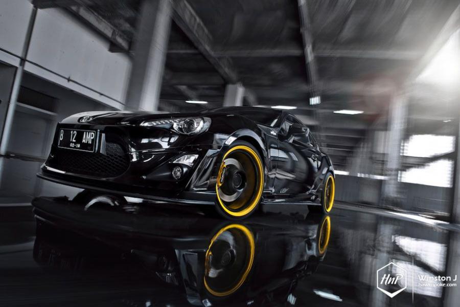  Toyota GT 86 in Unique Indonesian Tuning 2014 года  (фото 13 из 18)